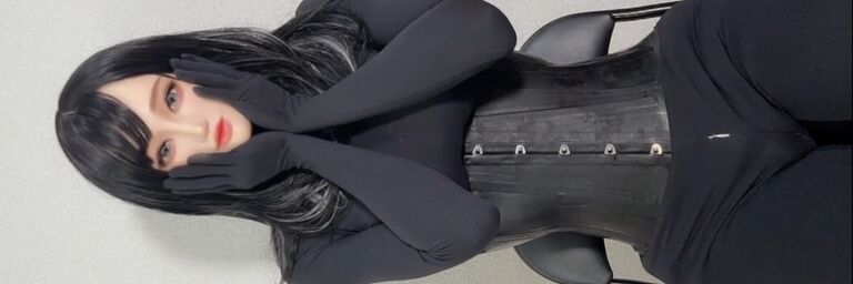 ラバー着ぐるみさんは、ピスボトルで呼吸制御しながらアナルセックスしてた (2/3)