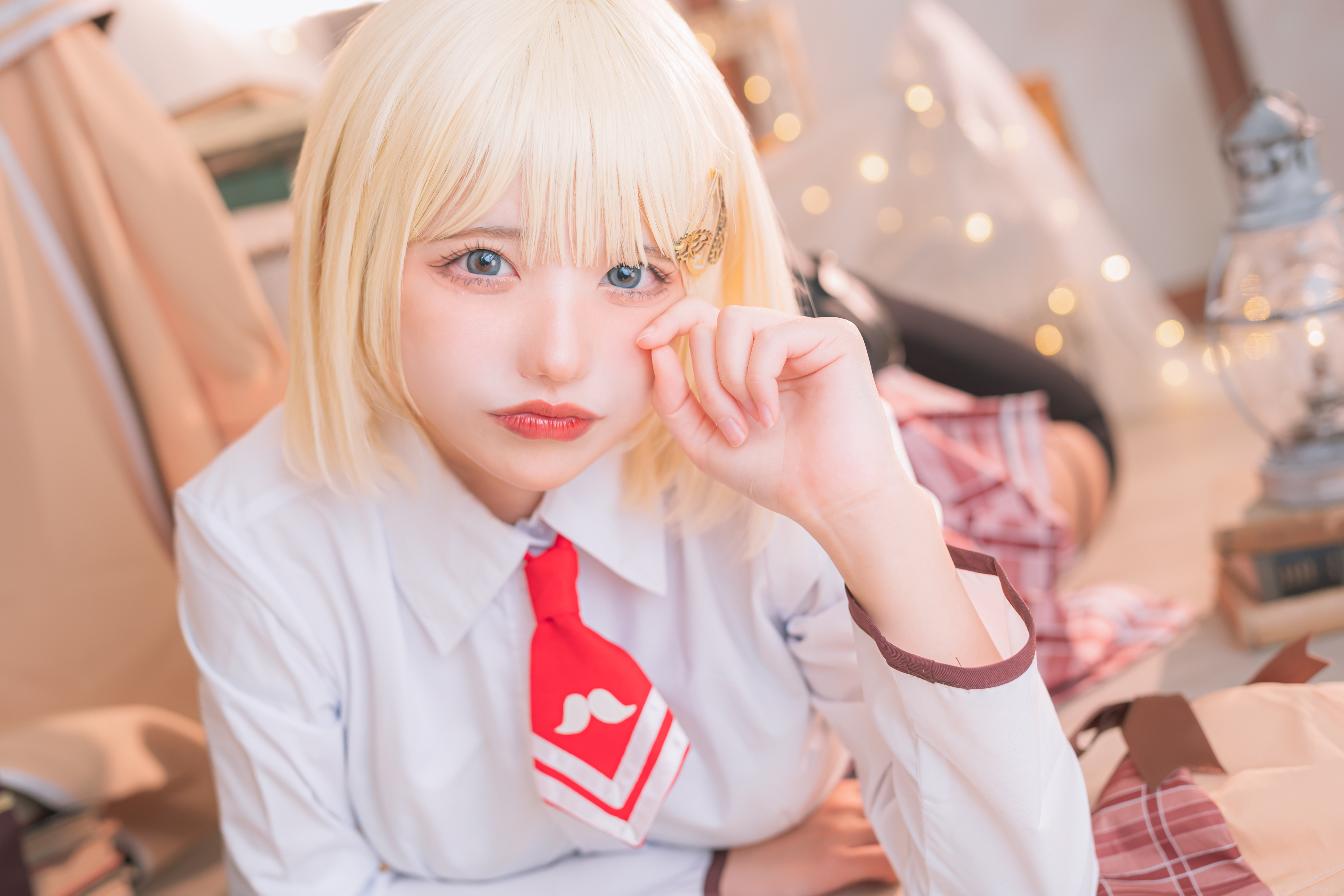 しろいちゃんほんぽ໒꒱ (ʚしろいɞ)