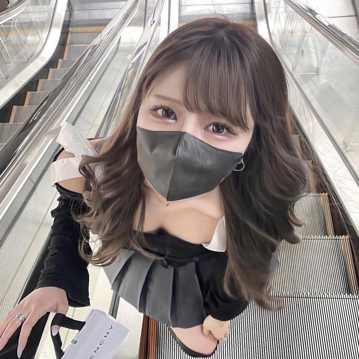 太もも爆弾ちゃんのお部屋 (じゅね)