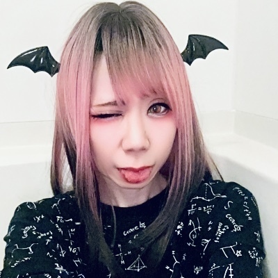 秘密のクローゼット (亜夜くん（コスプレイヤー）)