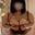 イチカちゃんがセクシー私服で膝上パイズリ! (1/3)