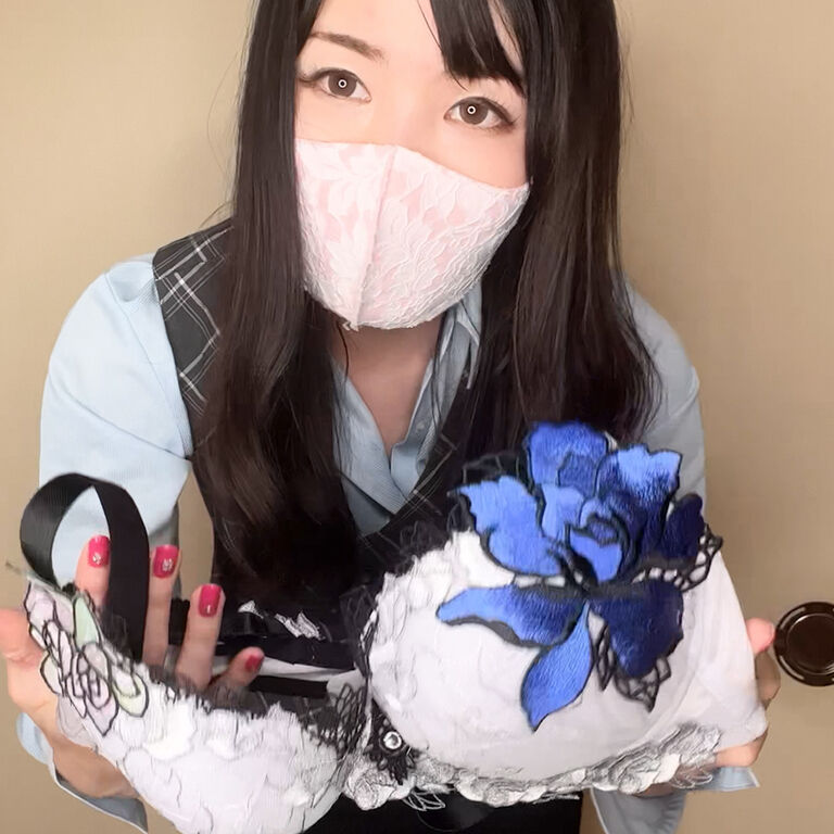 【無料動画公開中】サルートに生着替えします！ (1/3)