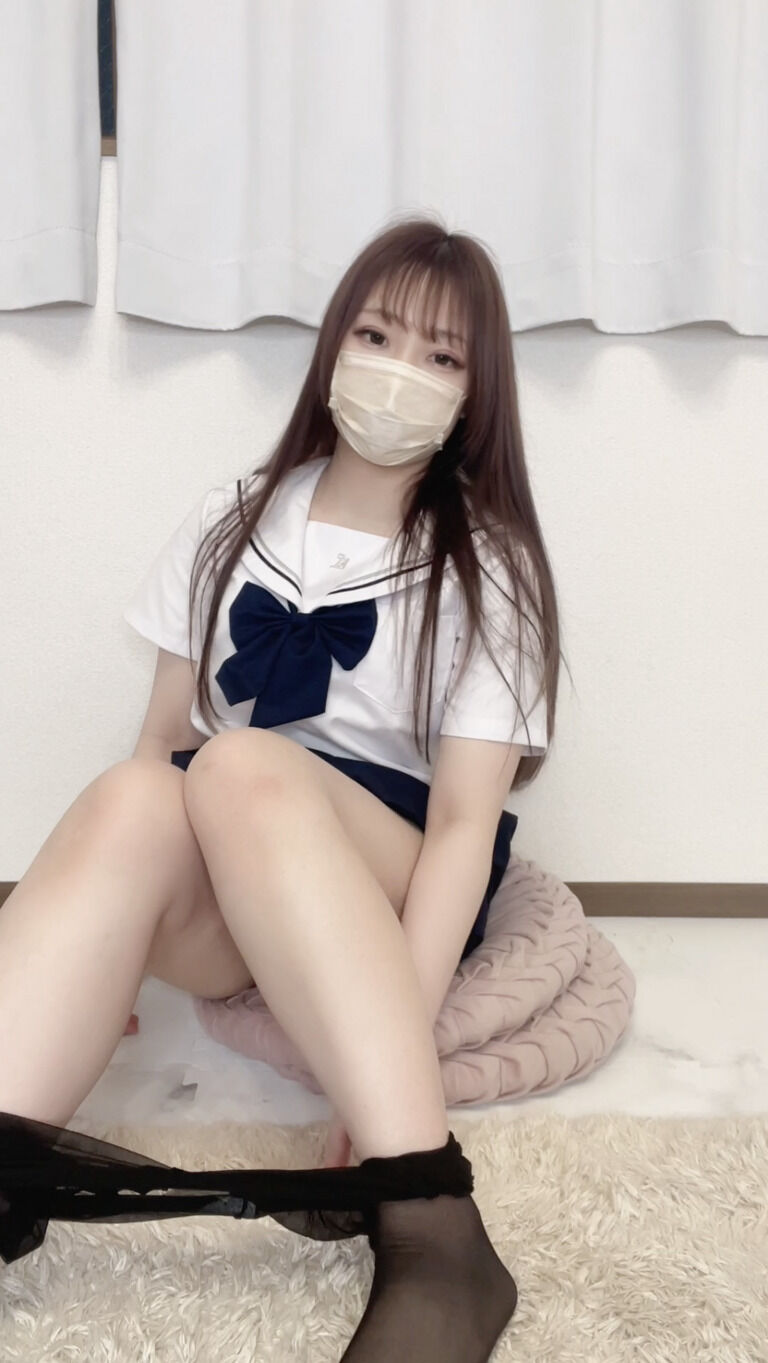 制服でいっぱいおまんこシコシコしちゃった💕