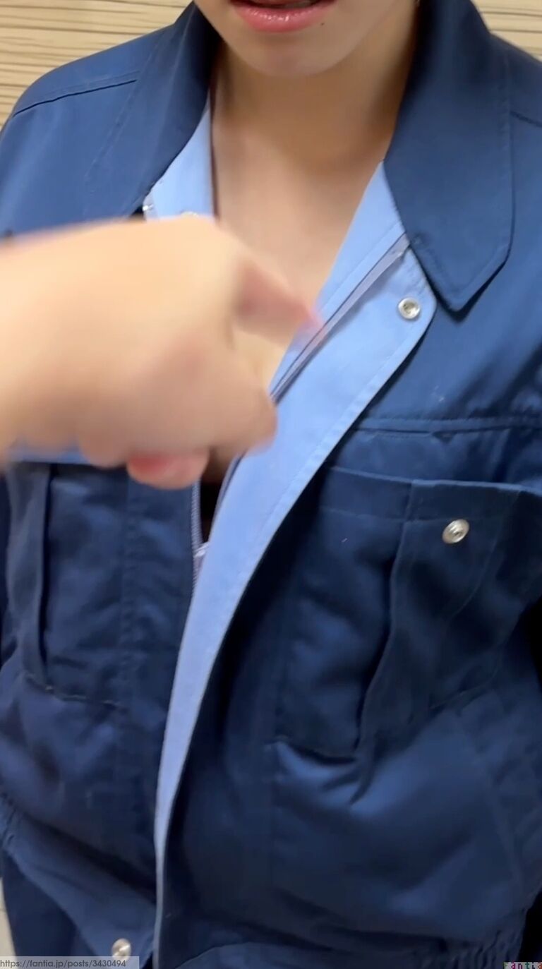 まじで目合わせられんやつきた💥 (1/3)