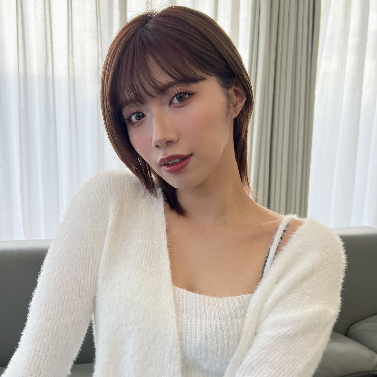 【プラン限定動画📣】私服写真オフショット動画 (1/3)