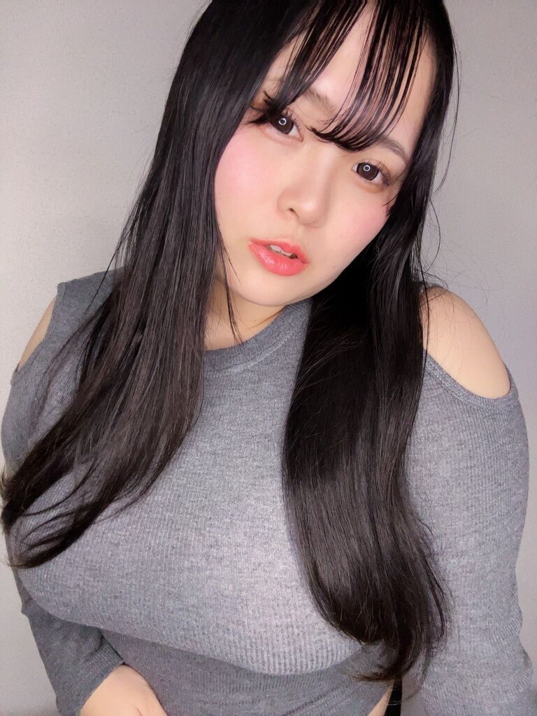 ぴちニット (1/3)