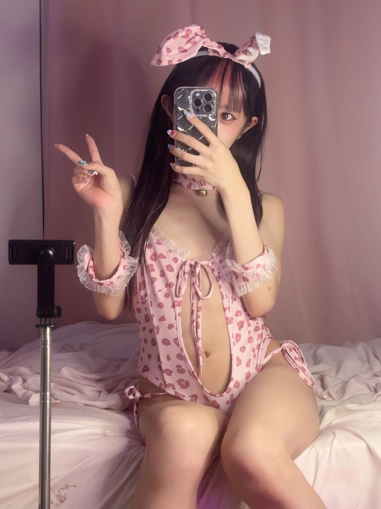 【全51枚】鏡越しでもスレスレなバニーちゃん