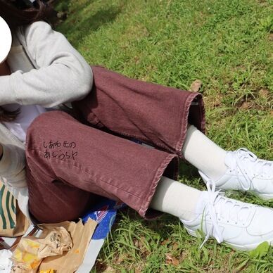 【新作】19歳女子大生さん2人組に夏の公園で靴下足裏を撮影させていただきました。【お顔ぼかし無し】