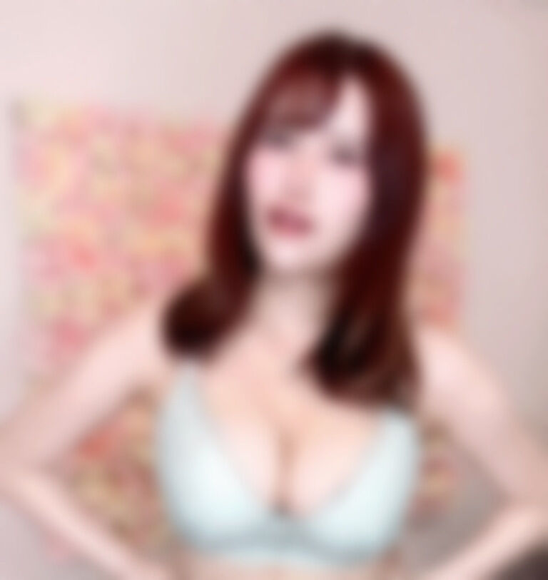 【200投稿記念✨人気下着で降臨💖】ジャンプで揺れまくり⁉️縦揺れ全開ダンス動画🎀