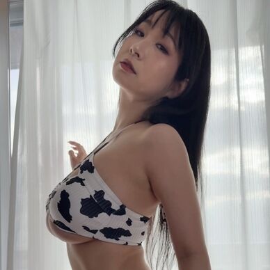 牛柄ビキニ動画