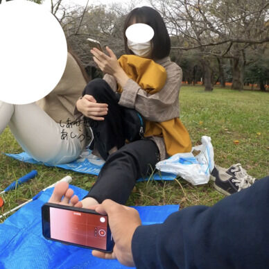 【新作】『あ、足でやっていいんですか？』公園で19歳の可愛い女子大生さんに足元を撮影させていただきました。【お顔ぼかし無し】