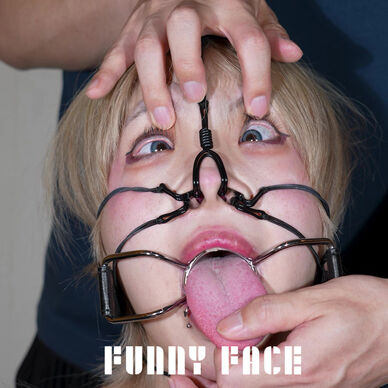 FUNNY FACE 15