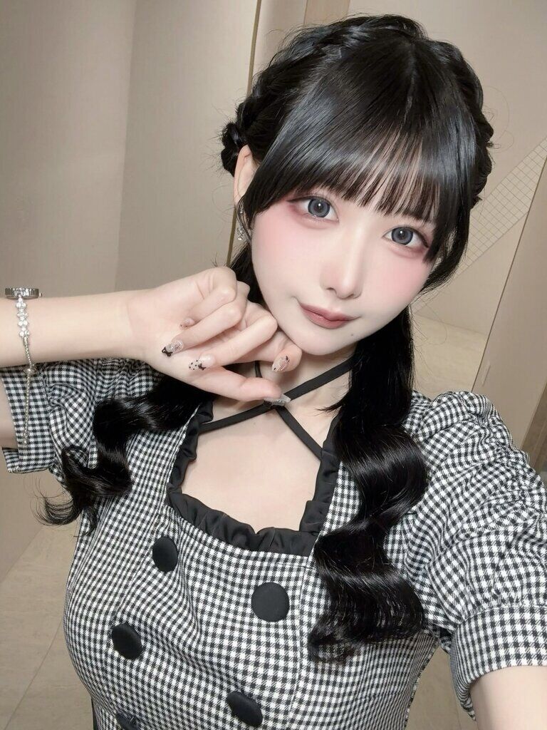 【キャラが選べる】サイン入りチェキ ♡ 