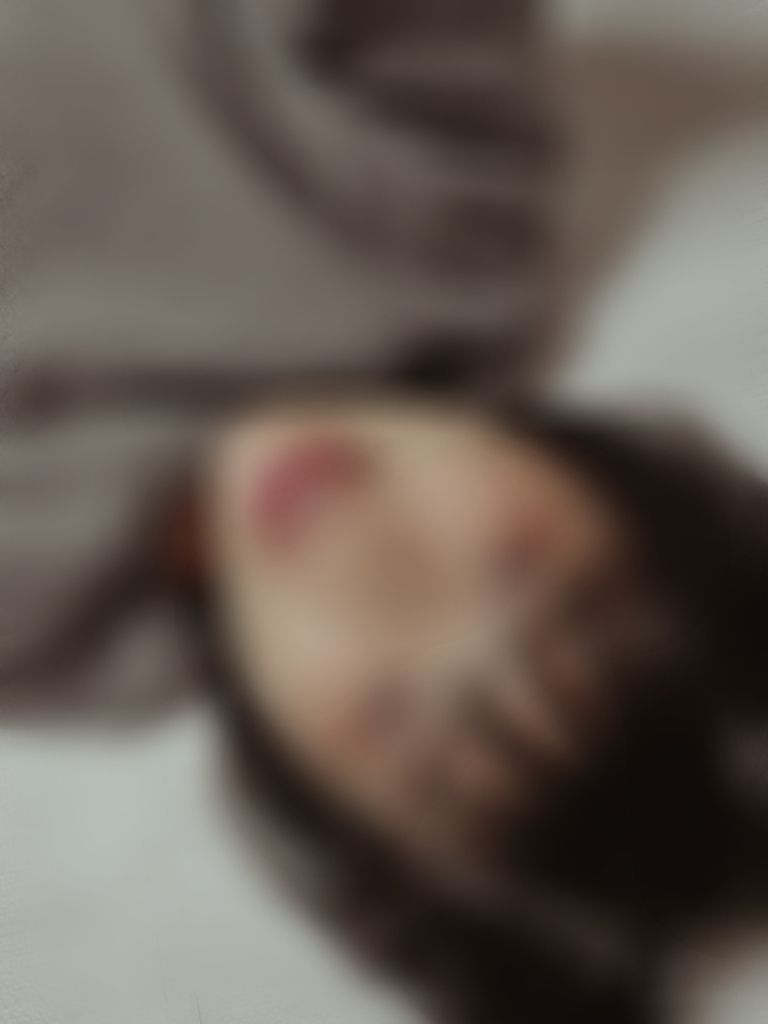 気取り過ぎて恥ずかしく載せられずに居たが、盛れたので本当は誰かに見てほしいシリーズ3枚セット【第2弾】寝そべりセクシー風②