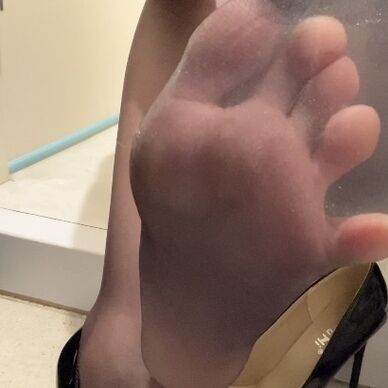 『OLの帰宅後の臭い足裏・黒パンスト👣』BGM音楽・モザイクなしver.