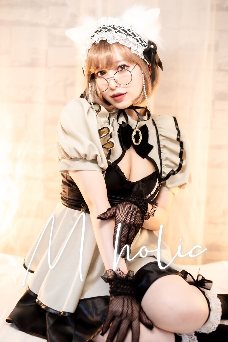 M holic