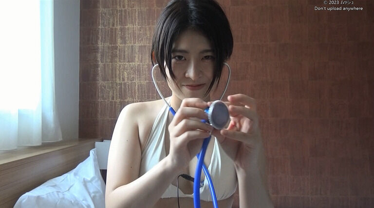 24歳 ひかりさんの心音集(水着Ver)Vol.3