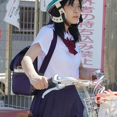 「ジェネリック女子学生™」プロジェクト 福田東中学校編
