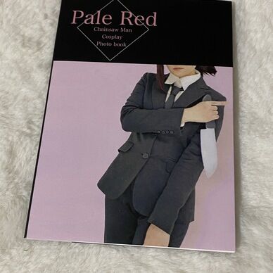 チェ◯ソーマン コベニ＆〇〇 写真集「Pale Red」
