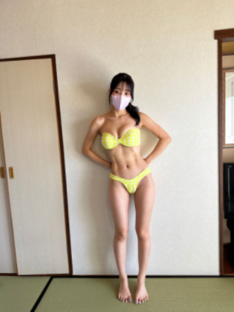 黄色バンドゥビキニ