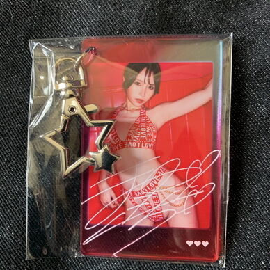 CHSP_伊藤舞雪アクリルチャーム B01
