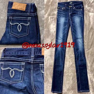 最近出かける時はこのスキニー😊👖超お気に入りジーンズ❤️✨