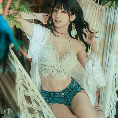Ely【秘密のツリーハウスバカンス】