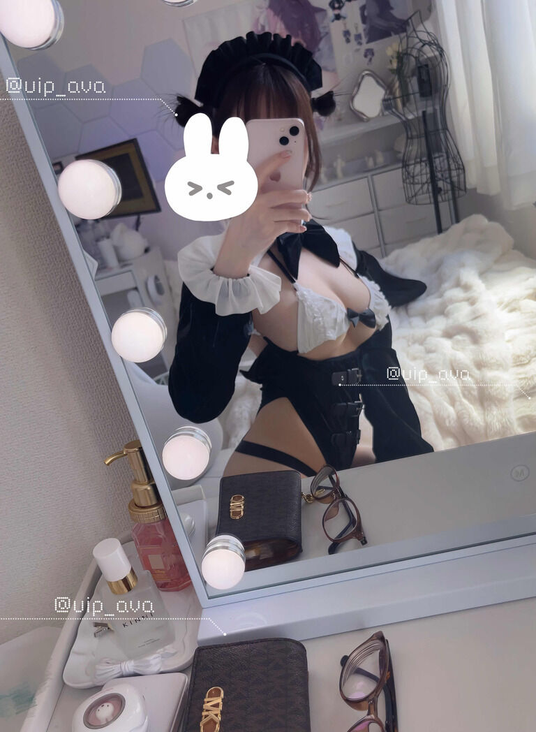 陰キャハイレグメイドさん