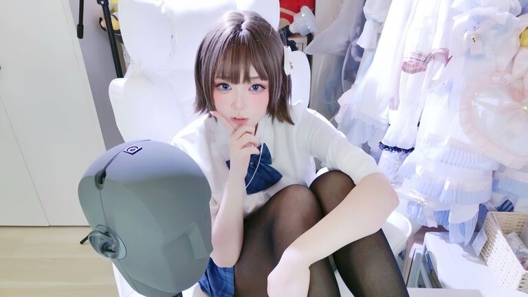 【ASMR動画】甘い制服の秘密時間~顔出しあり