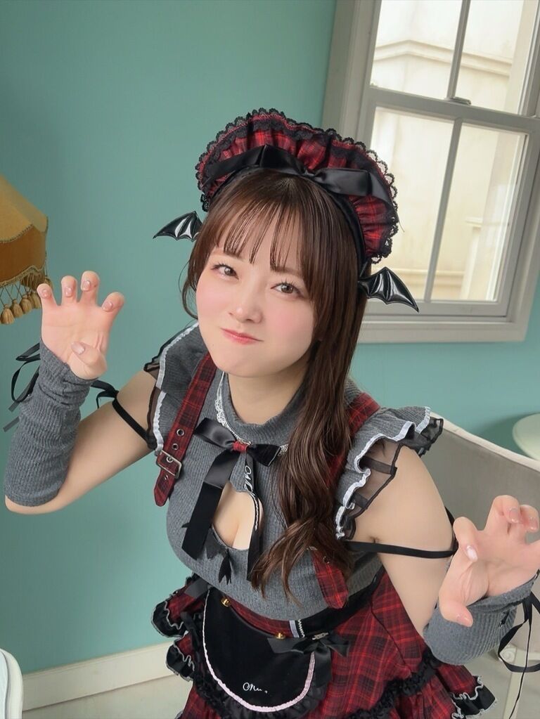 ハロウィンサキュバスメイドちゃん😈🕸🎃