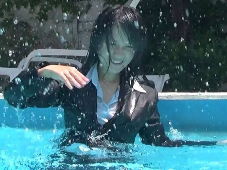 Water Fight-01