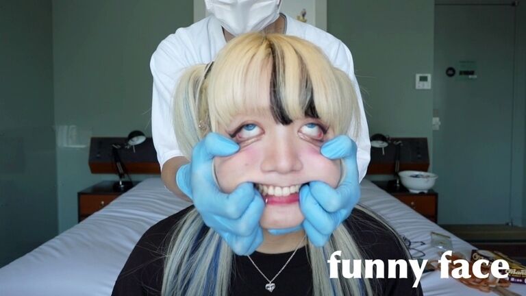 FUNNY FACE 00