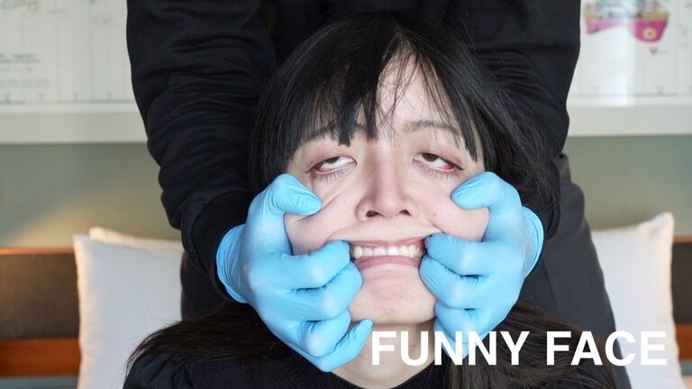 FUNNY FACE 01
