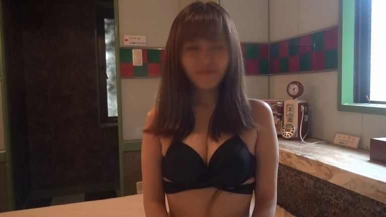 25歳　りささんの心音集（水着Ver）Vol.1