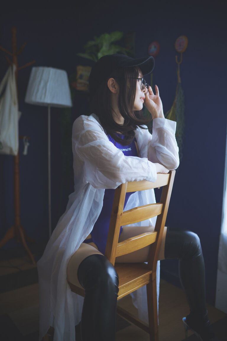 「スポーティワンピと競泳水着を着たらむちぱつしてた件」コスプレROM