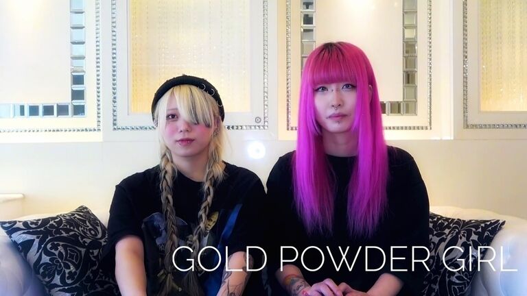 Gold Powder Girl 02