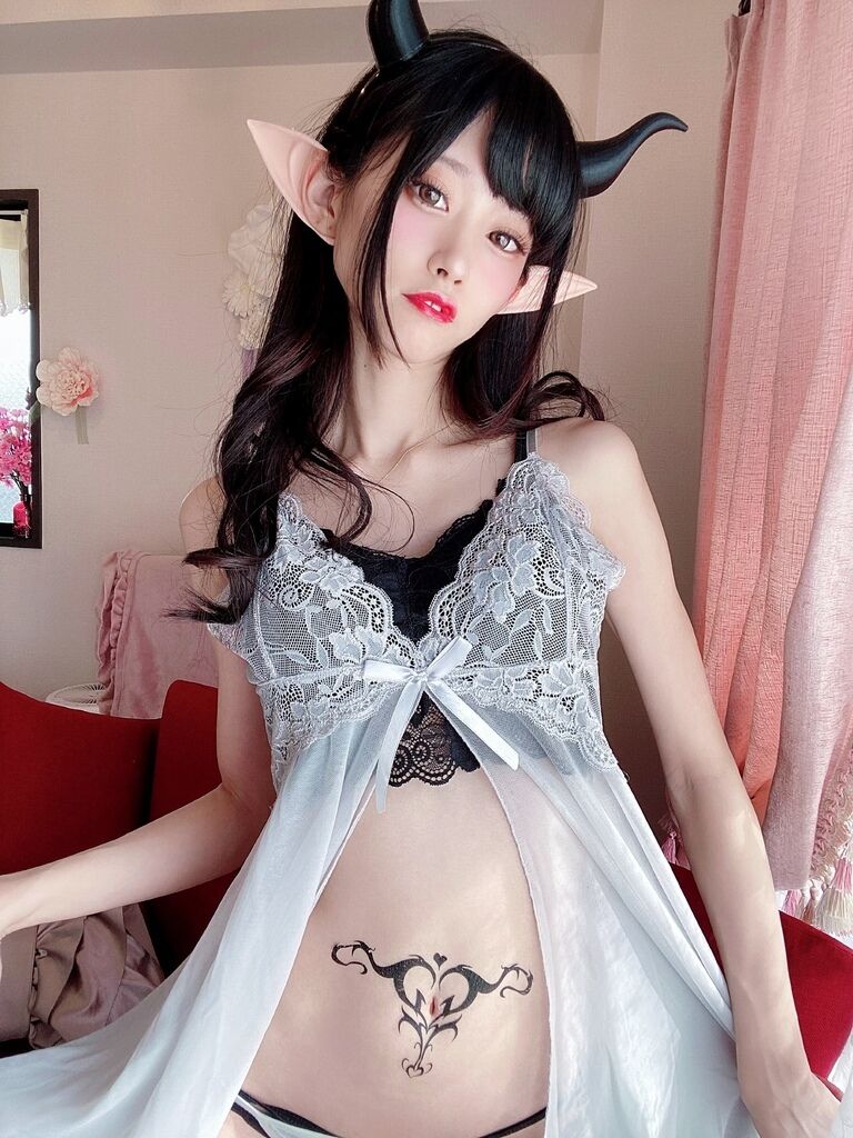 Succubus x Nanaka ♥
