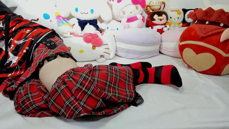 完全アドリブ!Gloomy bearのバンギャ服で恋人シチュエーションASMR♡【May 21, 2022】