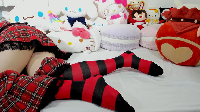完全アドリブ!Gloomy bearのバンギャ服で恋人シチュエーションASMR♡【May 21, 2022】