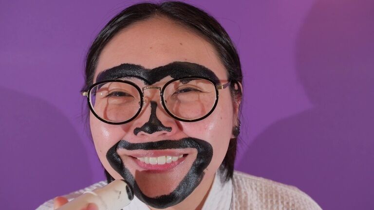 FHD 衣織さん初めての黒ドーラン