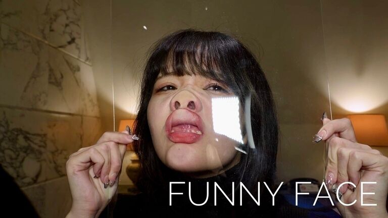 FUNNY FACE 04