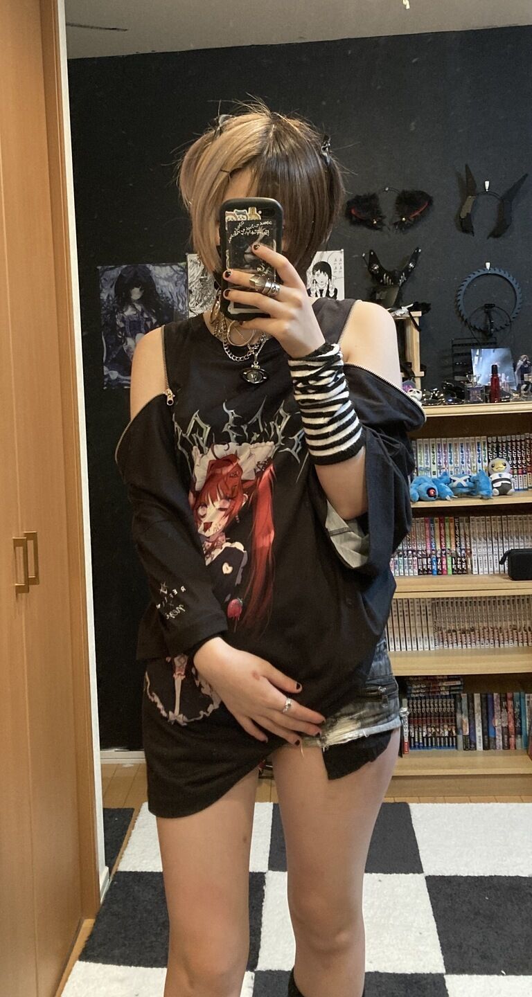 第二弾 サブカル地雷系女子が脱ぐ♡