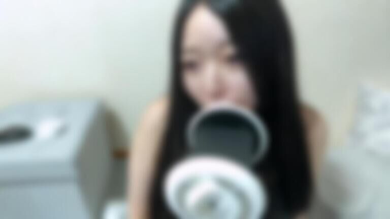 【実写ASMR】網タイツバニーガール❤レース仮面耳舐め【後半完全顔出し有】