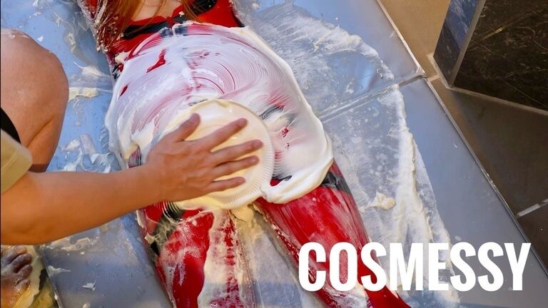COSMESSY 16