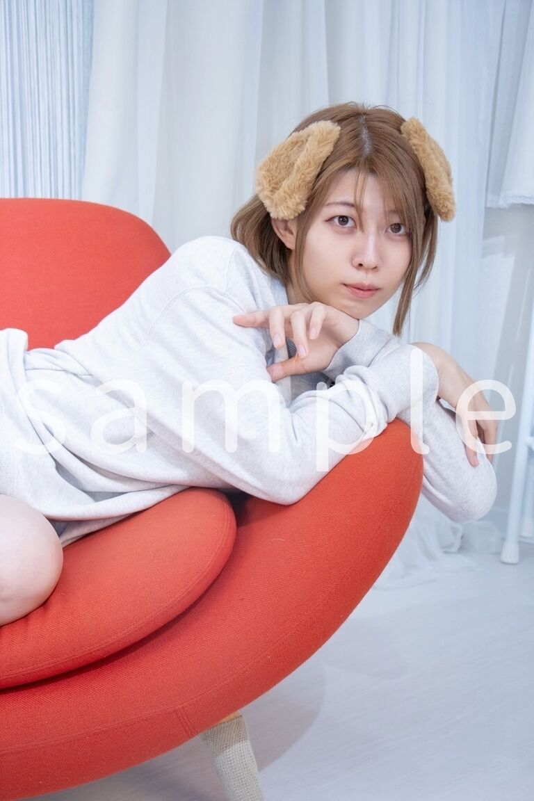 【ダウンロード(zip)版】1st写真集『犬系彼女🐾』