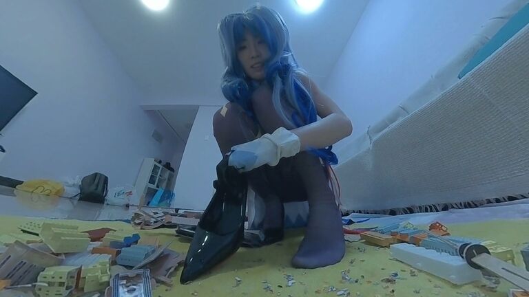 【VR360 ° 巨大娘】巨大仙獣の甘雨ちゃん・地球は私のおもちゃ箱　後編