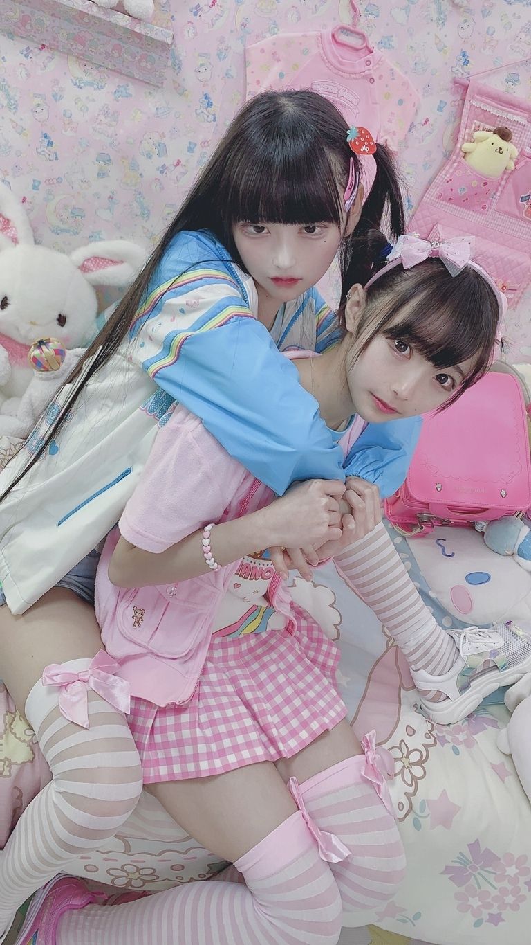 かみ×ひな女児服ワンコインROM(自撮りはひな)