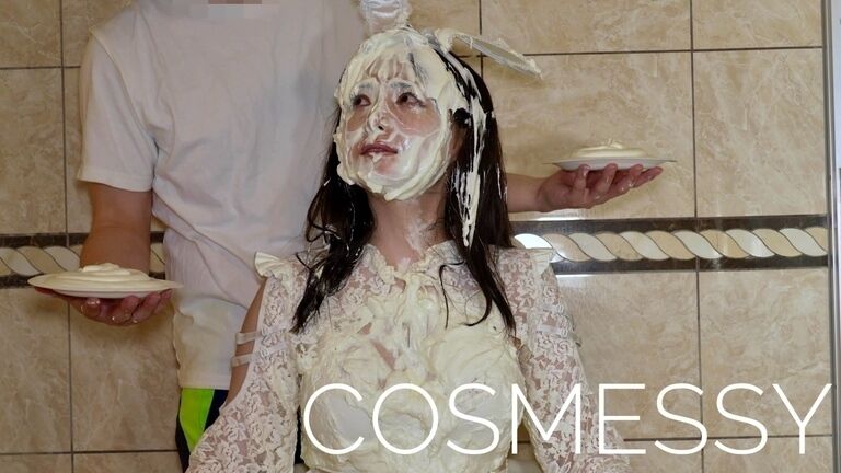 COSMESSY 19