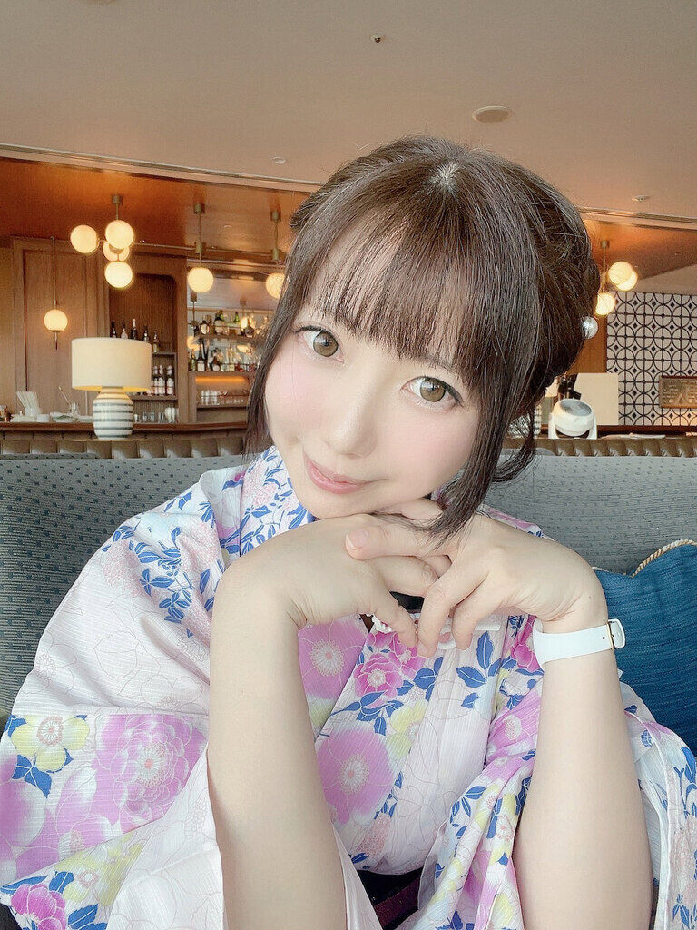 レン&みゅ。エモエモ浴衣デート💕