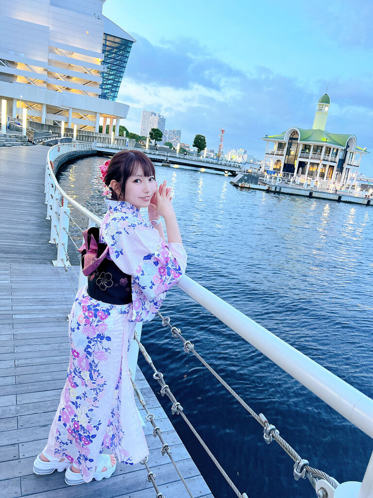 レン＆みゅ。エモエモ浴衣デート💕